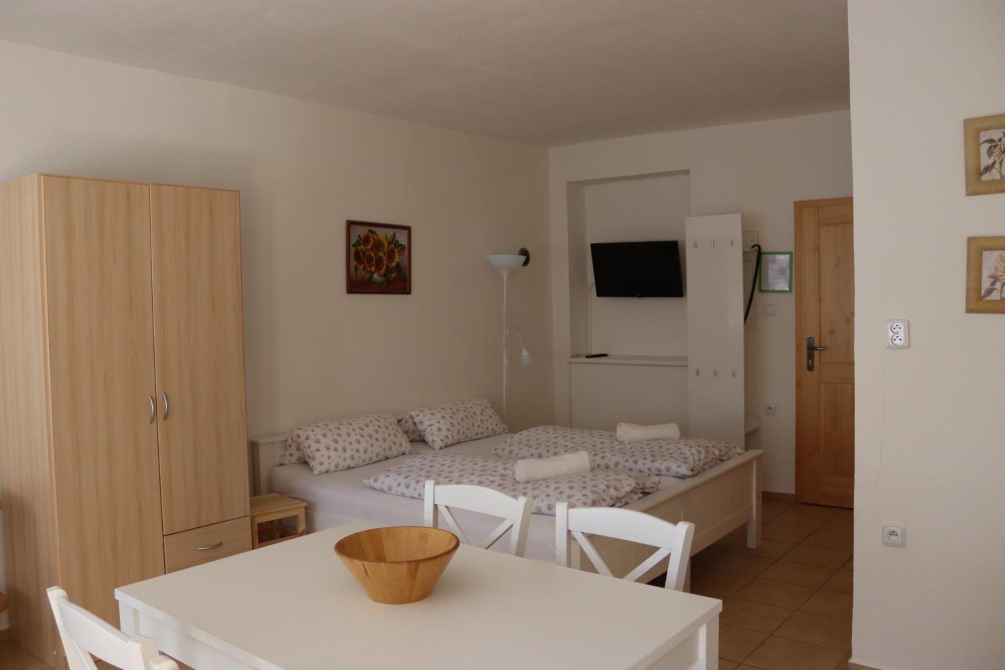 Penzion-apartmán Souček Jindřichŭv Hradec Exterior foto