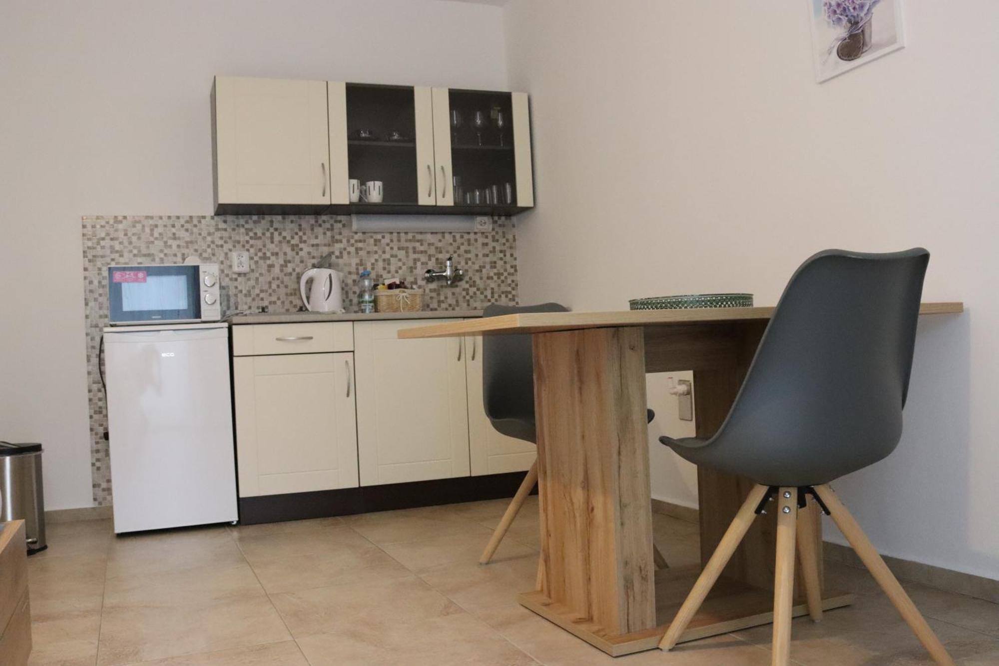 Penzion-apartmán Souček Jindřichŭv Hradec Exterior foto