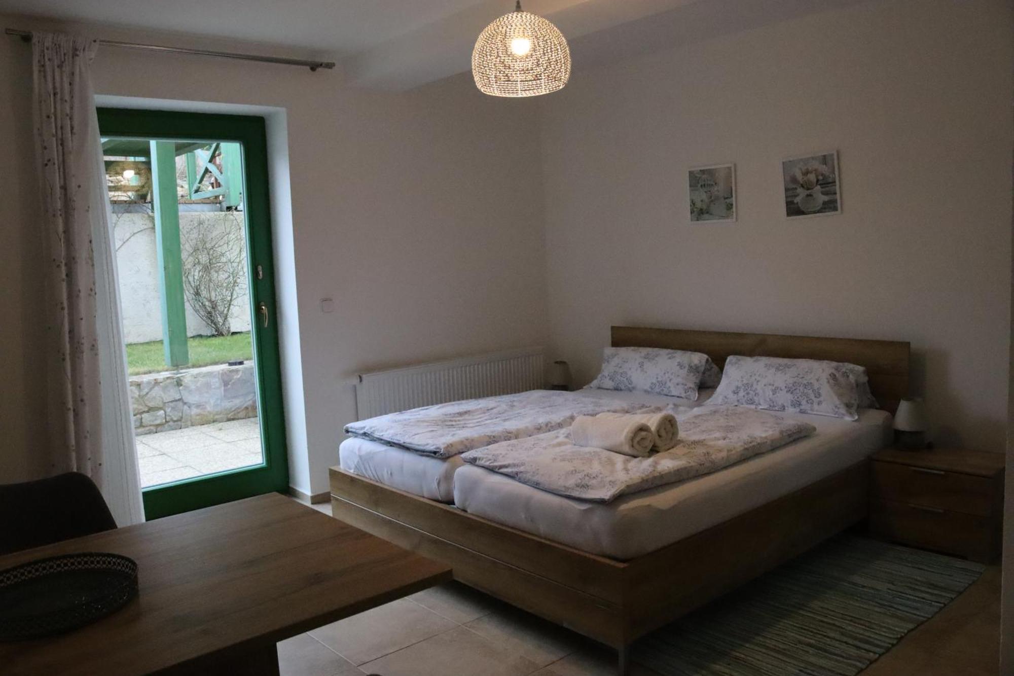 Penzion-apartmán Souček Jindřichŭv Hradec Exterior foto