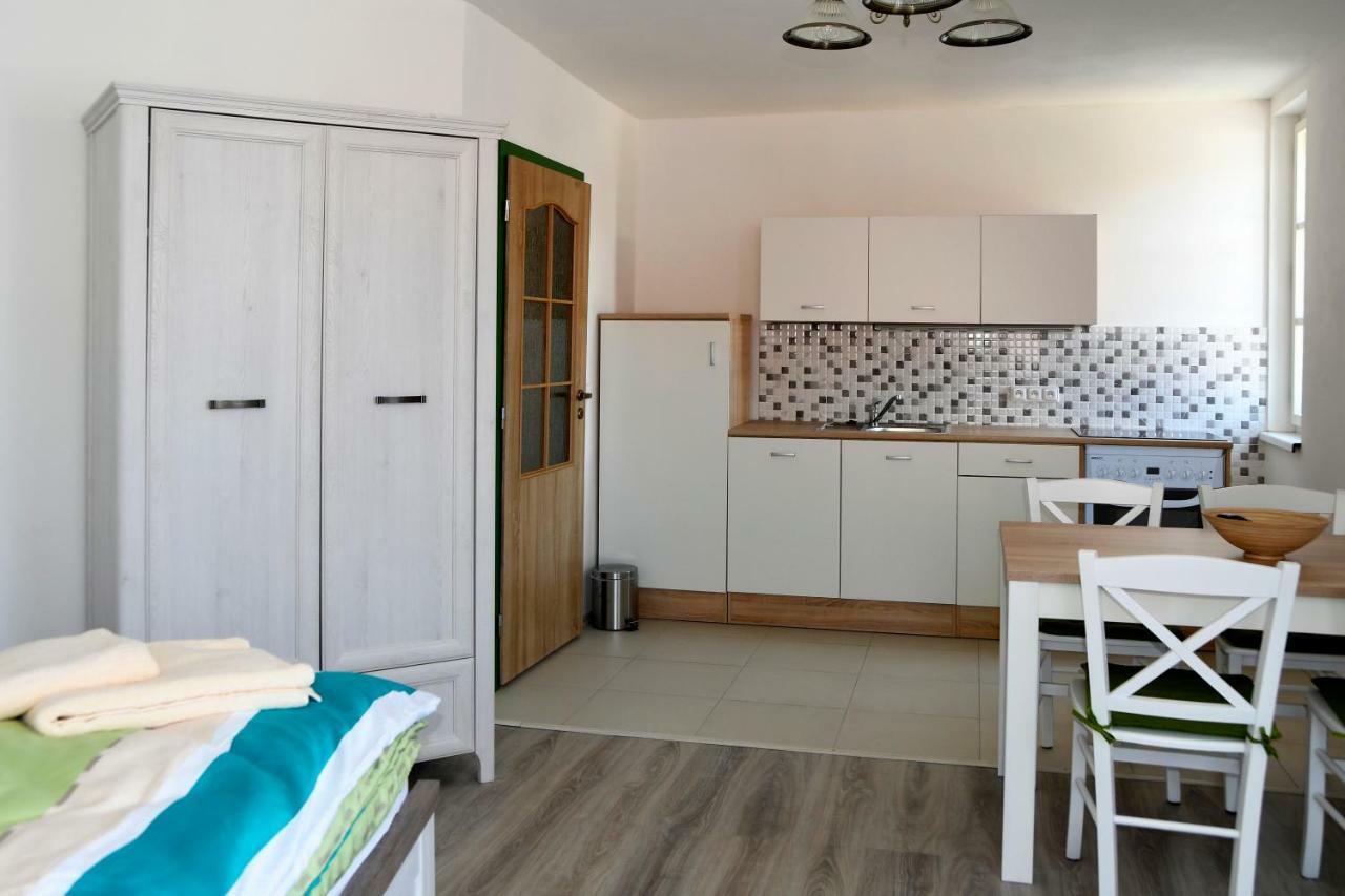 Penzion-apartmán Souček Jindřichŭv Hradec Exterior foto