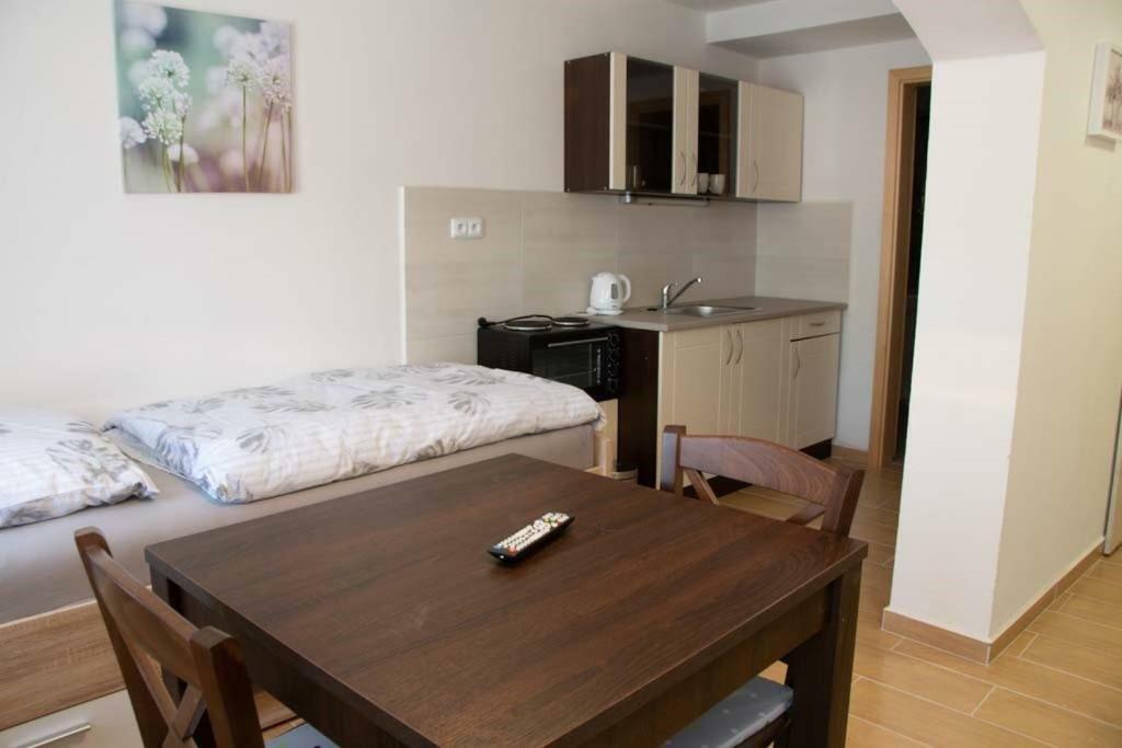 Penzion-apartmán Souček Jindřichŭv Hradec Exterior foto
